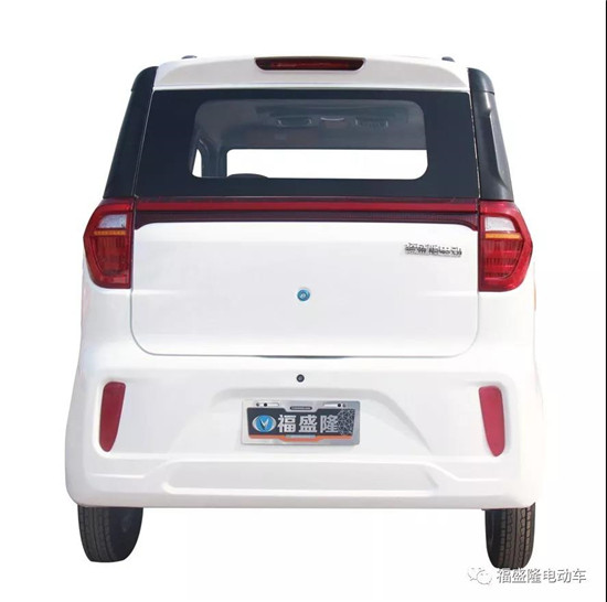 電動(dòng)轎車(chē)圖片